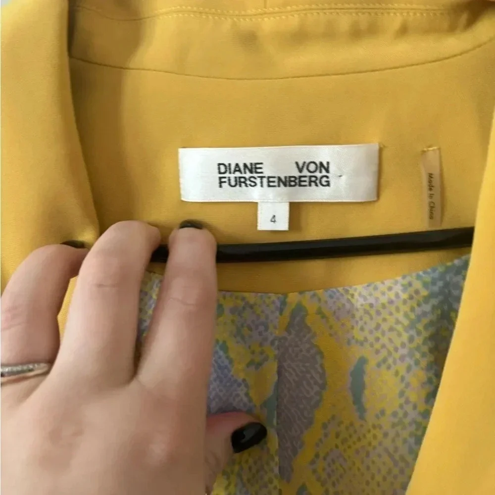 DIANE VON FURSTENBERG
Cathy crepe blazer 4 - Picture 4 of 6